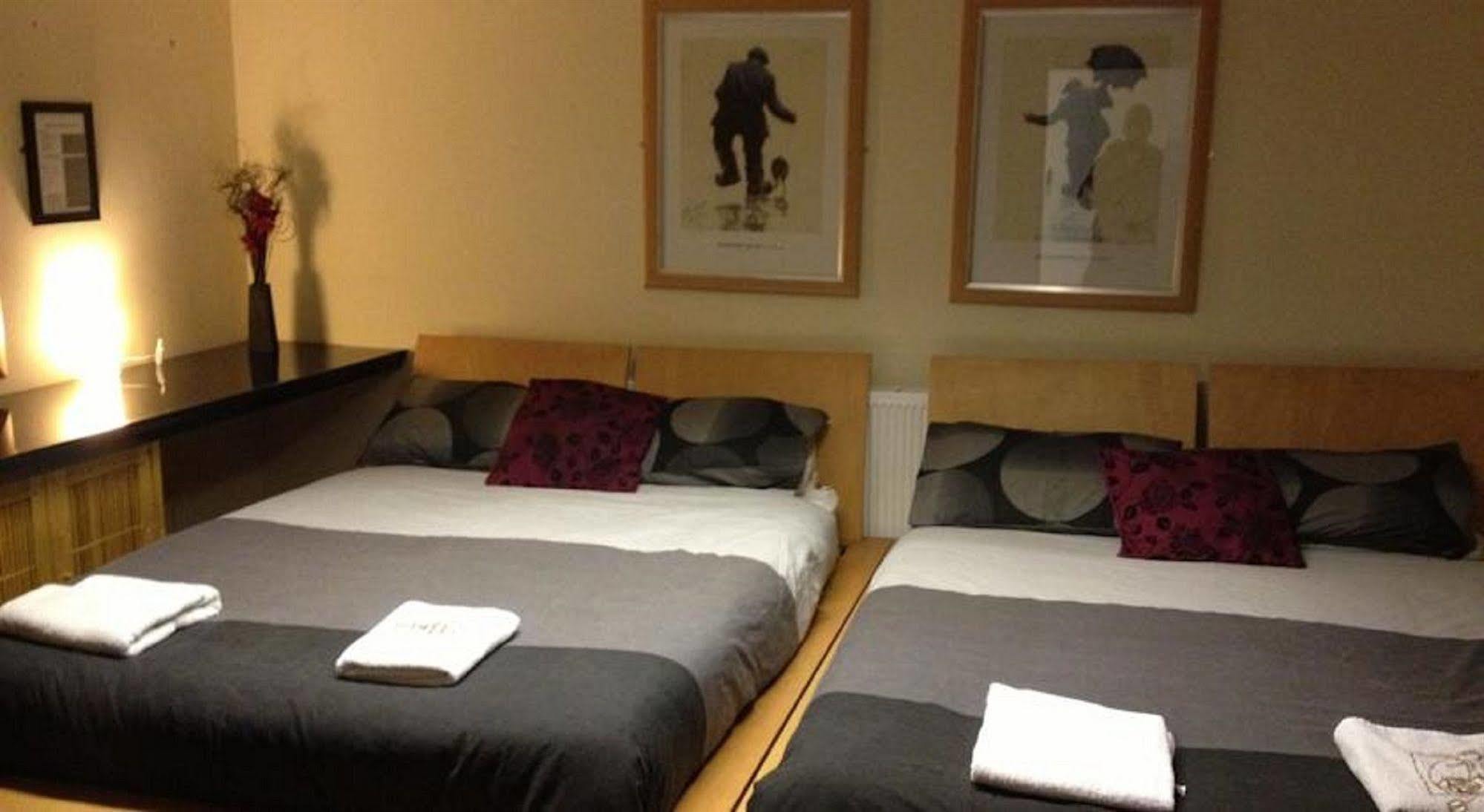 The Kingscliffe Guesthouse مانشستر المظهر الخارجي الصورة