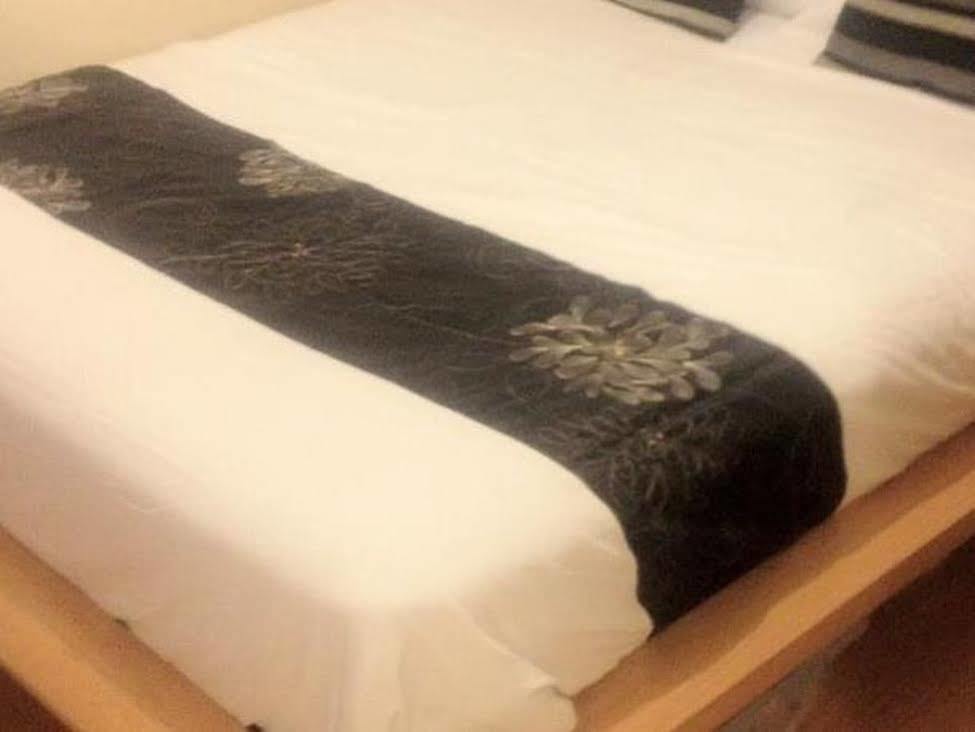 The Kingscliffe Guesthouse مانشستر المظهر الخارجي الصورة